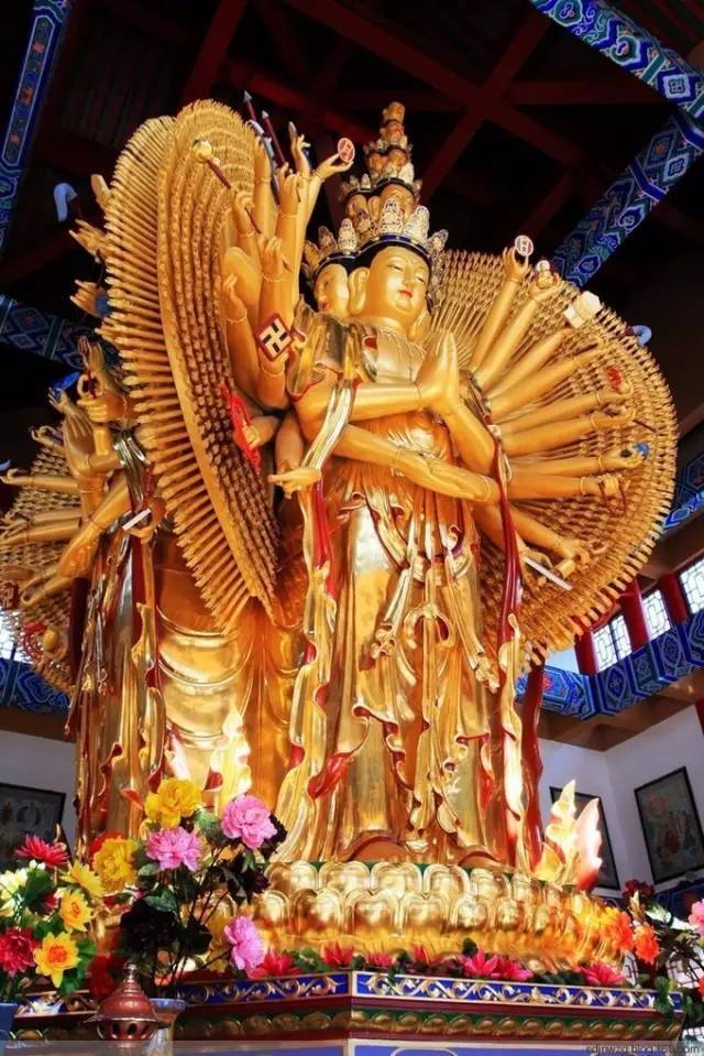 如何叩拜千手观音菩萨