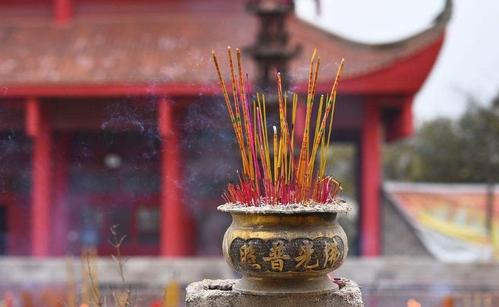 供佛一定要烧香吗