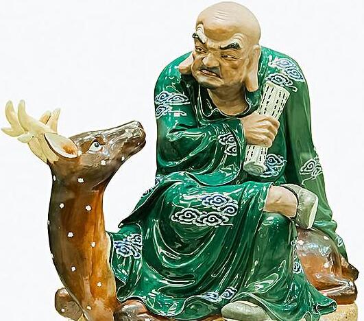 坐鹿罗汉有什么寓意