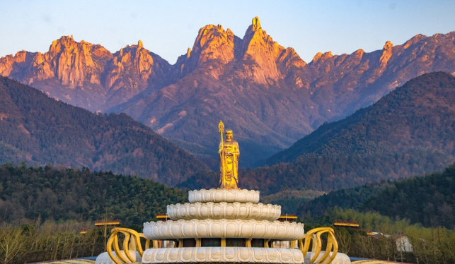 丹霞禅师如何破“佛见”