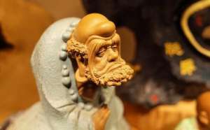 冯冯居士：皮鞋血泪多