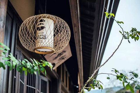 李炳南居士：念佛配以‘忏悔回向’法门，则成就易矣！